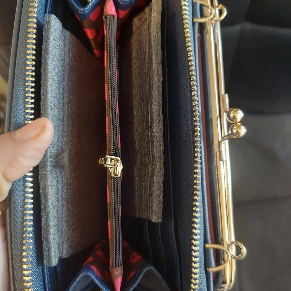Nicole Lee Wallet and Coin Purse Crossbody - Picture 3 of 8